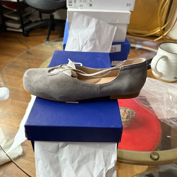 Chic Gray Women's Loafers - Picture 2 of 3